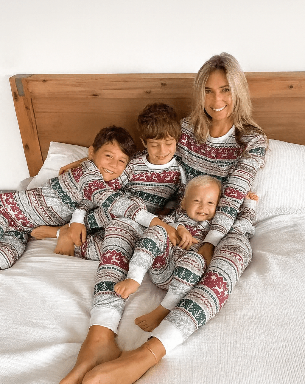 MildlyMama - CozyFam Noel Luxe Organic Cotton Family Matching Christmas Pajama Set — Soft Holiday Print Loungers for Kids & Adults pajamas